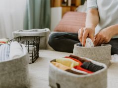 Declutter For The Summer: 12 Decluttering Hacks You Don’t Wanna Miss declutter